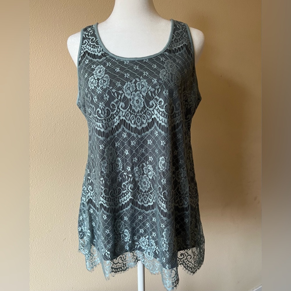 Maurices tank top sleeveless blouse shell lace light green sz M  NWT
